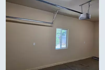 1098 E 21st Street, Merced, CA 95340 - Photo 20