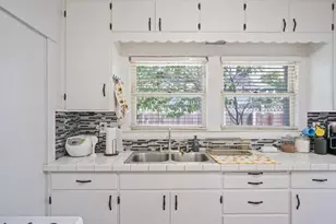 930 W Harding Way, Stockton, CA 95203 - Photo 16