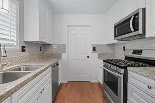 301 E North St, Oakdale, CA 95361 - Photo 16