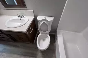 410 Pine St, Ripon, CA 95366 - Photo 12