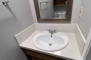 410 Pine St, Ripon, CA 95366 - Photo 8