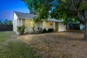 528 Chaparral Way, West Sacramento, CA 95691 - Photo 1