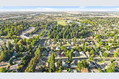 3127 Mill Oak Way, Sacramento, CA 95833 - Photo 32