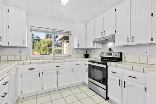 3127 Mill Oak Way, Sacramento, CA 95833 - Photo 6