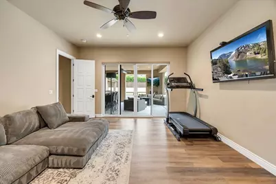 10407 Fox Borough Dr, Oakdale, CA 95361 - Photo 44