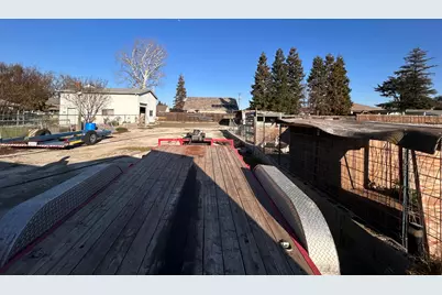 4910 E Zeering Road, Denair, CA 95316 - Photo 8