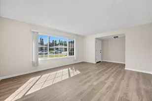 5301 Baumgart Way, Carmichael, CA 95608 - Photo 4