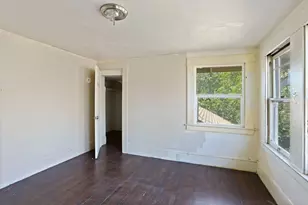 1037 N Airport Way, Stockton, CA 95205 - Photo 18