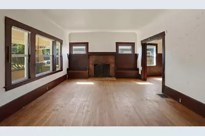 1037 N Airport Way, Stockton, CA 95205 - Photo 4