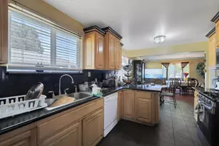 2111 American Ave, Sacramento, CA 95833 - Photo 40