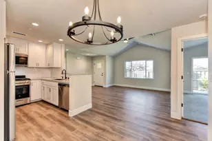 2677 Commons Pl, Auburn, CA 95603 - Photo 6