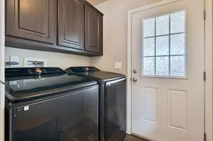 Village Circle, Sacramento, CA 95838 - Photo 24