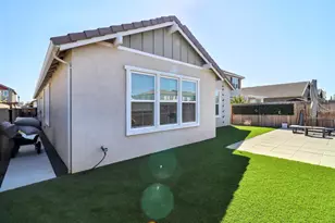 8300 Kevin Whiteley Dr, Elk Grove, CA 95757 - Photo 36