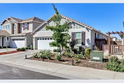 8300 Kevin Whiteley Drive, Elk Grove, CA 95757 - Photo 6