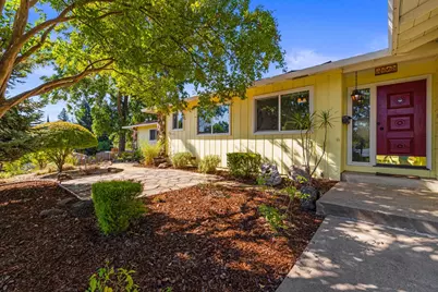 5101 Cocoa Palm Way, Fair Oaks, CA 95628 - Photo 4