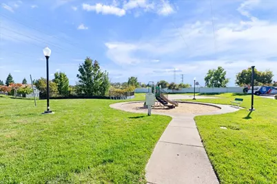 885 Halidon Way #811, Folsom, CA 95630 - Photo 28