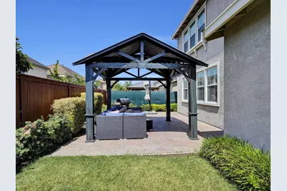 582 Pasture Avenue, Lathrop, CA 95330 - Photo 42