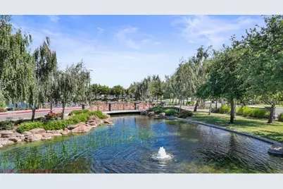 2421 Shady Oak Place, Manteca, CA 95336 - Photo 48