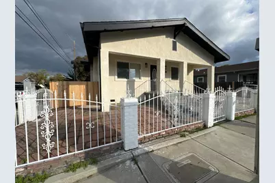 644 N Airport Way, Stockton, CA 95205 - Photo 32