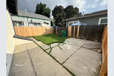 644 N Airport Way, Stockton, CA 95205 - Photo 6