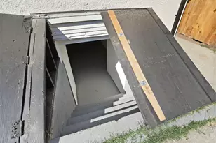 644 N Airport Way, Stockton, CA 95205 - Photo 28