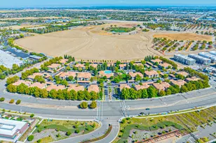 4200 E Commerce Way, Sacramento, CA 95834 - Photo 24