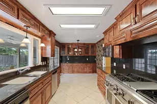 306 Shady Acres Dr, Lodi, CA 95242 - Photo 16