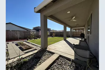 1405 W Tyler Court, Visalia, CA 93291 - Photo 22