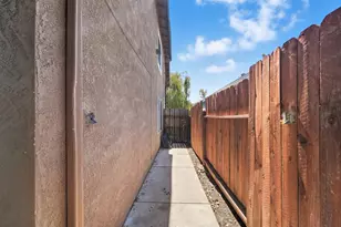 1931 Diamond Oak Way, Manteca, CA 95336 - Photo 48