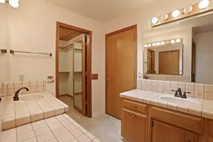 324 Applewood Dr, Lodi, CA 95242 - Photo 38