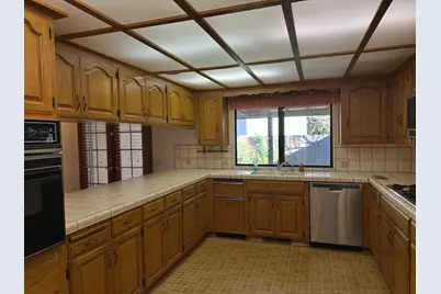324 Applewood Drive, Lodi, CA 95242 - Photo 12