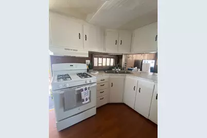 E Yosemite Avenue #7, Manteca, CA 95336 - Photo 2