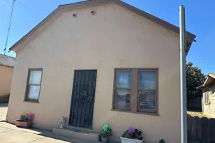 525 4th St, Gustine, CA 95322 - Photo 1