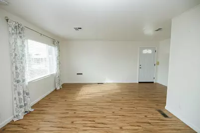 Jackson Avenue #194, Escalon, CA 95320 - Photo 12
