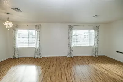 Jackson Avenue #194, Escalon, CA 95320 - Photo 16