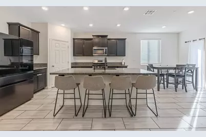 3541 E Laura Court, Visalia, CA 93292 - Photo 14