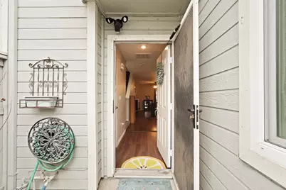 2930 Driftwood Place #82, Stockton, CA 95219 - Photo 4