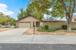 2726 Paradise Way, West Sacramento, CA 95691 - Photo 1