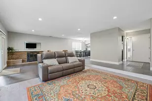 8964 Sutters Gold Dr, Sacramento, CA 95826 - Photo 10