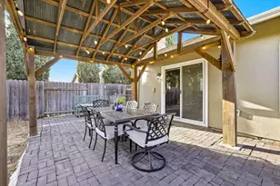 8964 Sutters Gold Dr, Sacramento, CA 95826 - Photo 26