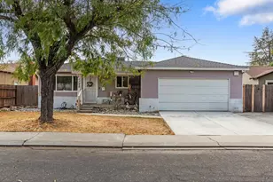 1122 Huntington Dr, Modesto, CA 95350 - Photo 1