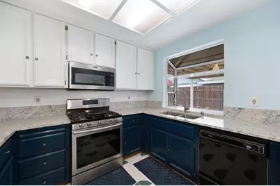 4825 Taylor Street, Sacramento, CA 95838 - Photo 18