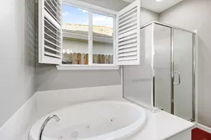 9590 Oakham Way, Elk Grove, CA 95757 - Photo 32