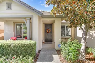 9590 Oakham Way, Elk Grove, CA 95757 - Photo 2