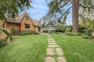 551 Southgate Rd, Sacramento, CA 95815 - Photo 1