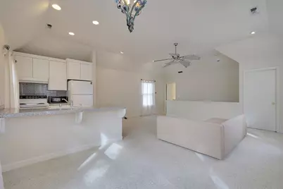 551 Southgate Road, Sacramento, CA 95815 - Photo 58