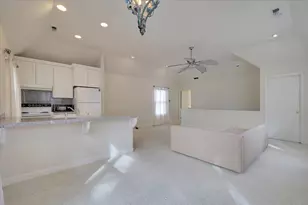 551 Southgate Rd, Sacramento, CA 95815 - Photo 58