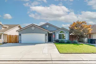 671 Jennifer Dr, Escalon, CA 95320 - Photo 1