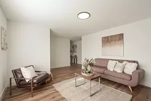 2260 S Ham Ln, Lodi, CA 95242 - Photo 8