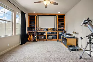 9085 Hangar Way, Fair Oaks, CA 95628 - Photo 34